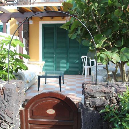 Rocas Del Mar Tenerife Costa Del Silencio Exterior photo